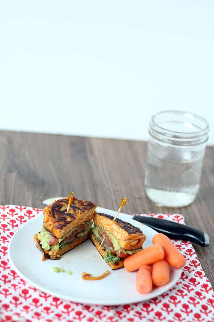 Spiralized Sandwich Bun with Avocado-Goat Cheese Spread 