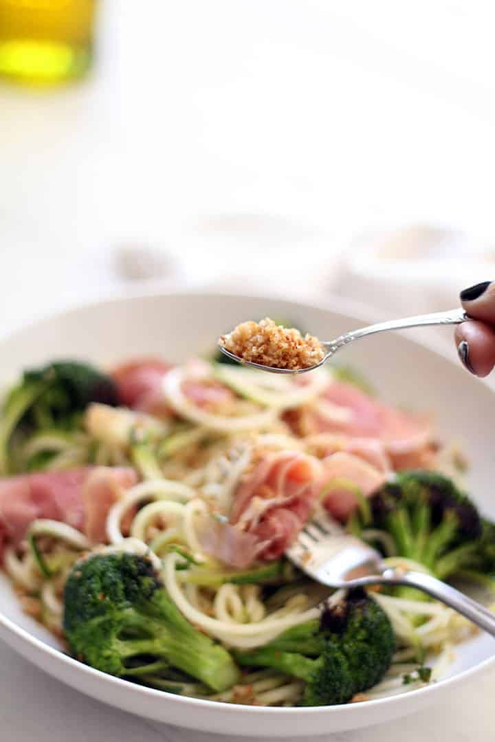 Lemon Garlic Broccoli Zucchini Pasta with Prosciutto