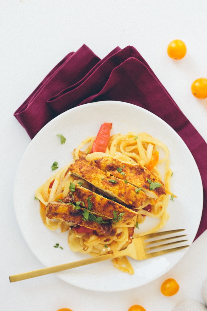  Moroccan Chicken and Roasted Red Pepper Kohlrabi Pasta