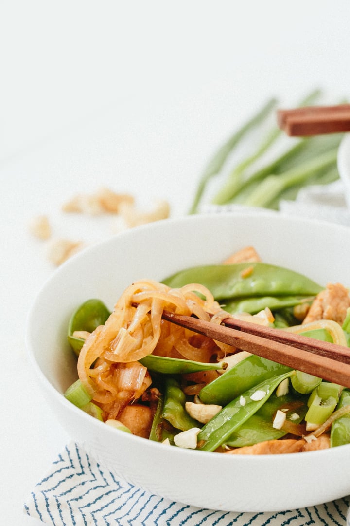 Kung Pao Chicken and Snap Peas with Spiralized Onions