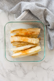 Oven Baked Yucca Fries