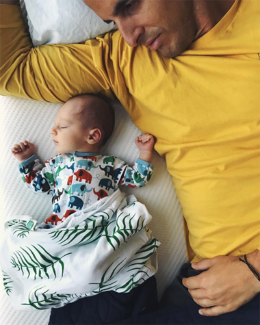 the first two weeks with baby + must-haves