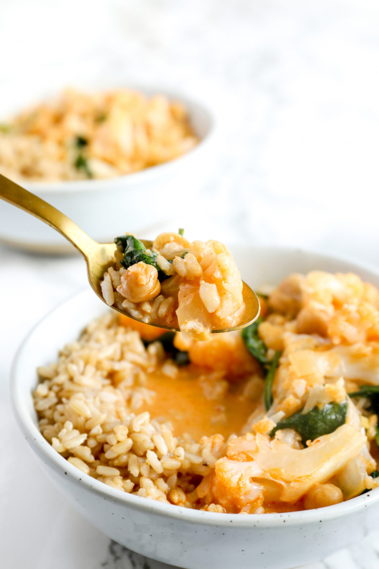 Cauliflower and Chickpea Curry with Spinach