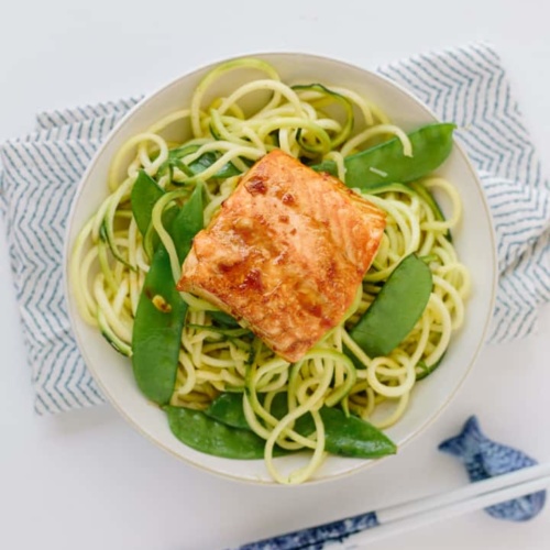 Teriyaki-Ginger Salmon with Sesame Zucchini Noodles - Inspiralized